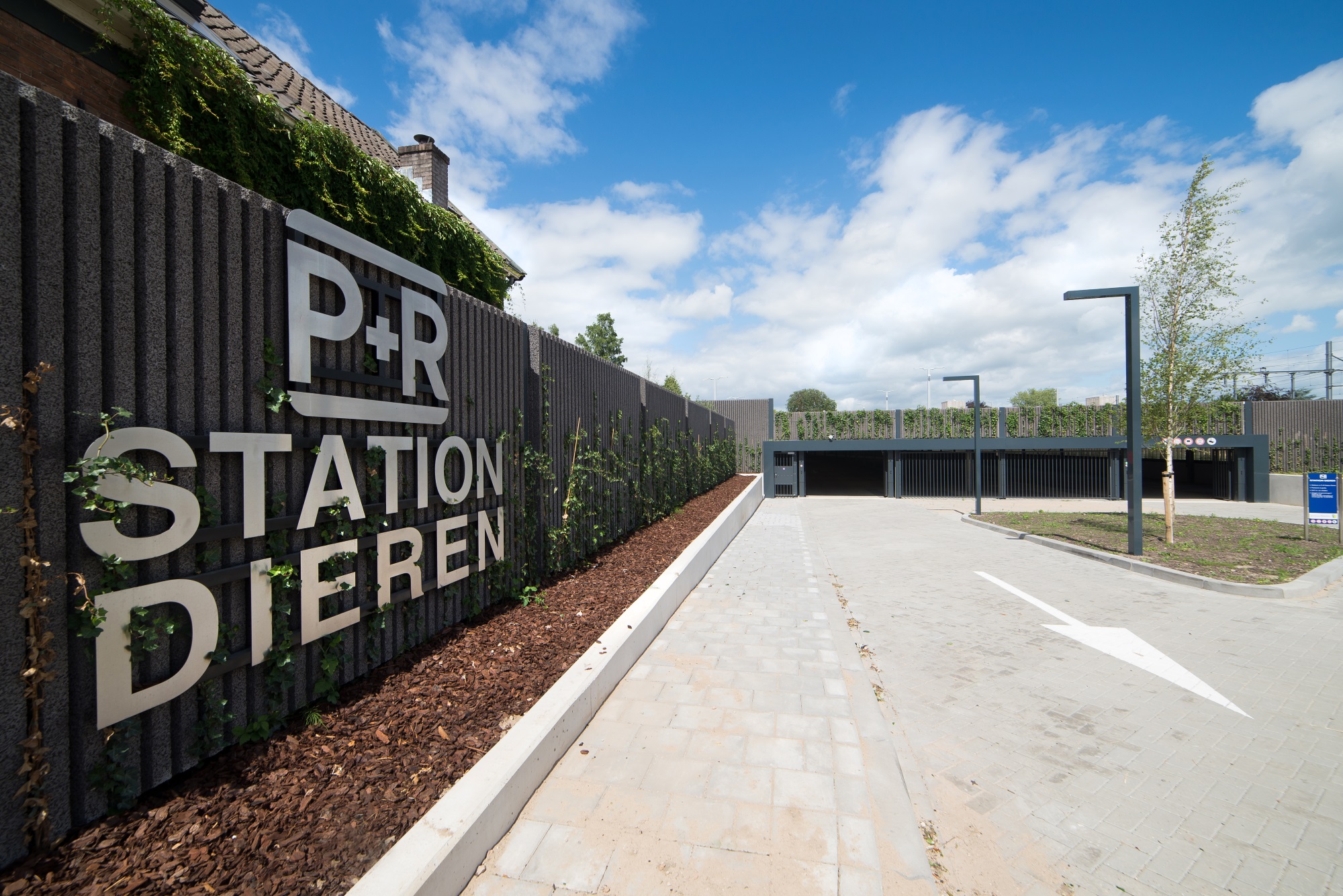Ballast Nedam Handed Over the P+R Parking Garage to the Municipality of